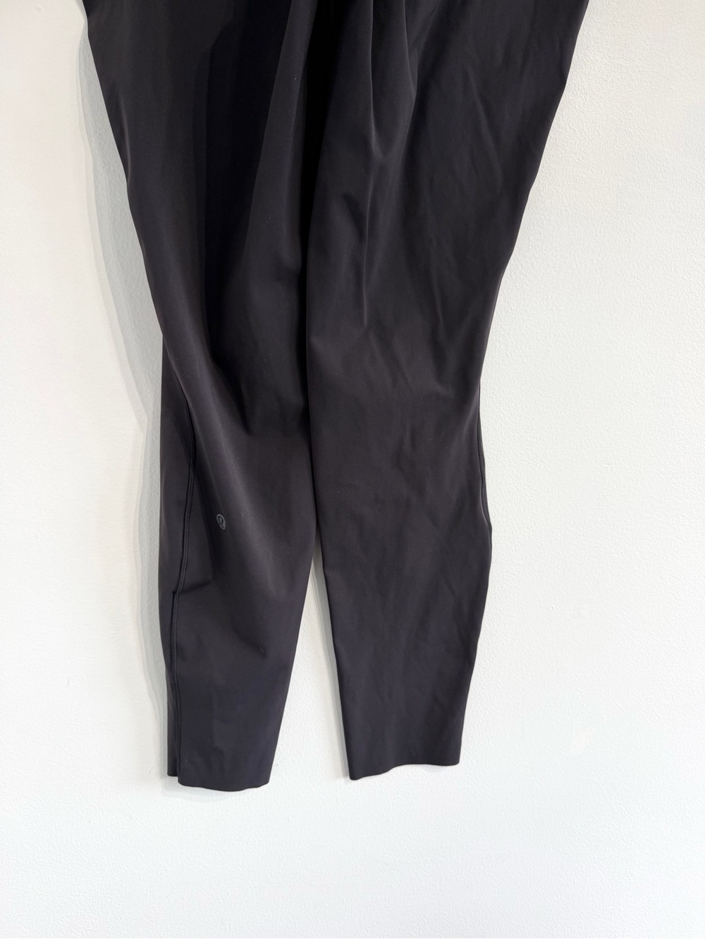 Lululemon Base Pace High-Rise Tight 28" Brushed Black running workout - Picture 7 of 12